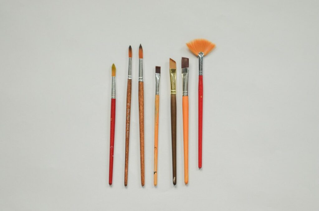 Art brushes illustrating portable watercolour supplies